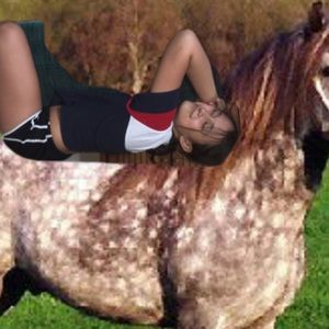 Meet your Posher, Alexis